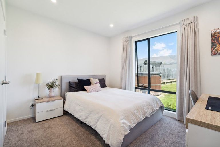 Photo of property in 9 Centre Crescent, Wanaka, 9305