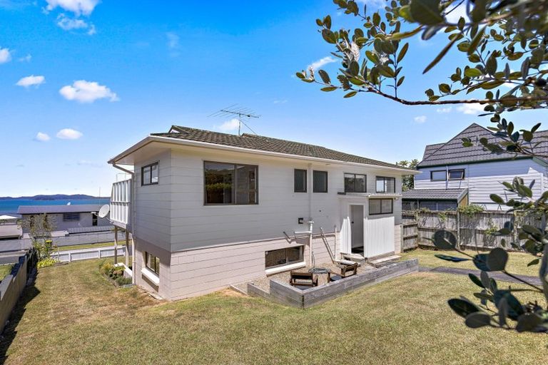 Photo of property in 10 Tara Place, Snells Beach, 0920