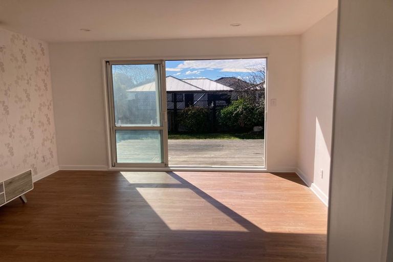 Photo of property in 17 Kearneys Road, Linwood, Christchurch, 8062