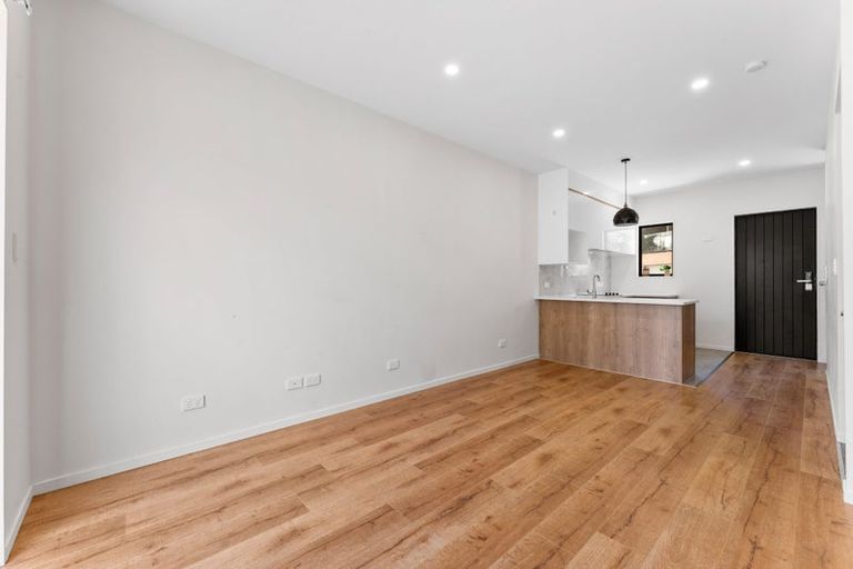 Photo of property in 25/9 Schnapper Rock Road, Greenhithe, Auckland, 0632