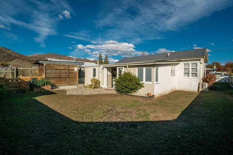 Photo of property in 31 Donegal Street, Cromwell, 9310