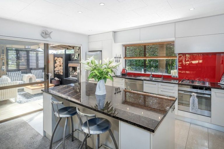 Photo of property in 112 Marram Place, Matarangi, Whitianga, 3592