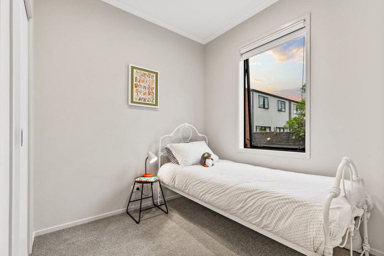 Photo of property in 12 Kerewhenua Crescent, Hobsonville, Auckland, 0616