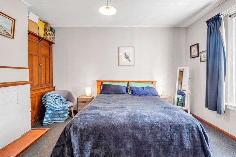 Photo of property in 6 Fairs Road, Milson, Palmerston North, 4414