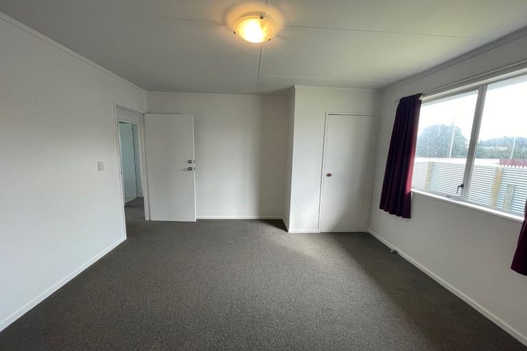 Photo of property in 60 Matai Street, Castlecliff, Whanganui, 4501