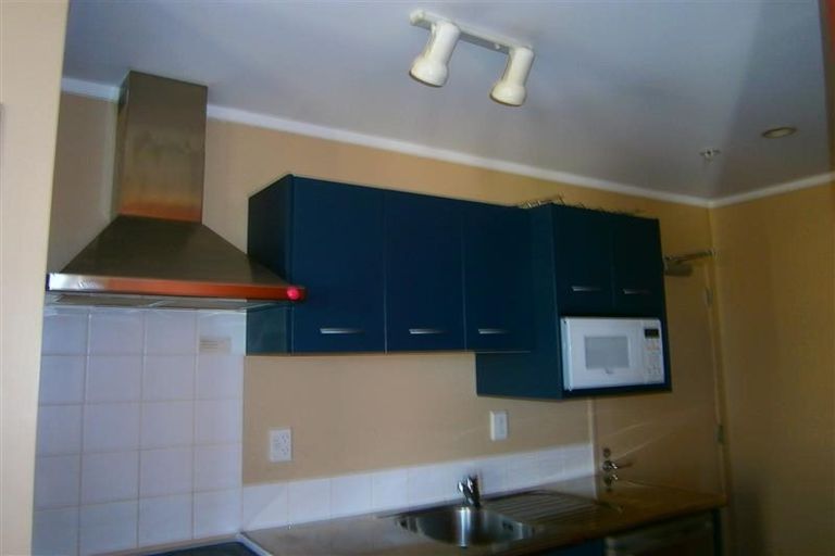 Photo of property in Terrace Heights Apartments, 13f/163 The Terrace, Wellington Central, Wellington, 6011