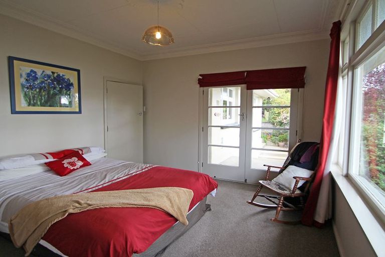 Photo of property in 14 Solway Street, Holmes Hill, Oamaru, 9401