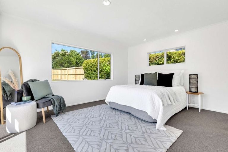 Photo of property in 52 Lysaght Place, Welcome Bay, Tauranga, 3112