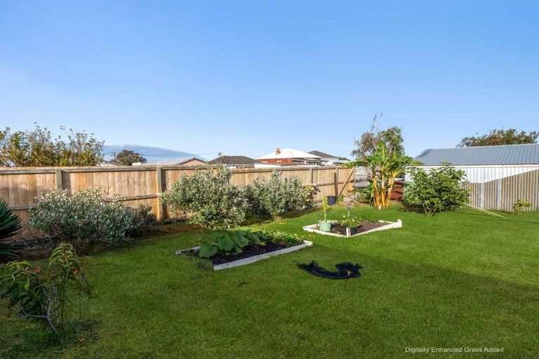 Photo of property in 30 Kowhai Street, Castlecliff, Whanganui, 4501