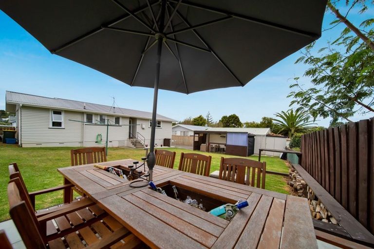 Photo of property in 19 Grenville Street, Marfell, New Plymouth, 4310