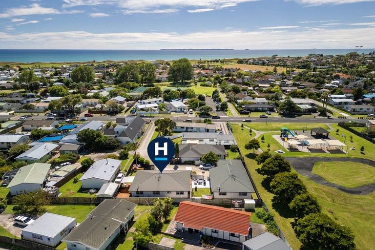Photo of property in 56c Hartford Avenue, Papamoa Beach, Papamoa, 3118