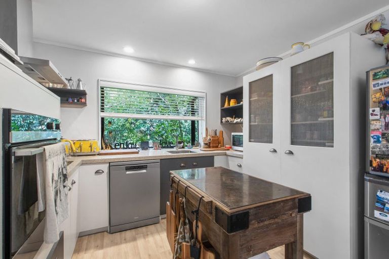 Photo of property in 36 North Road, Clevedon, Papakura, 2582