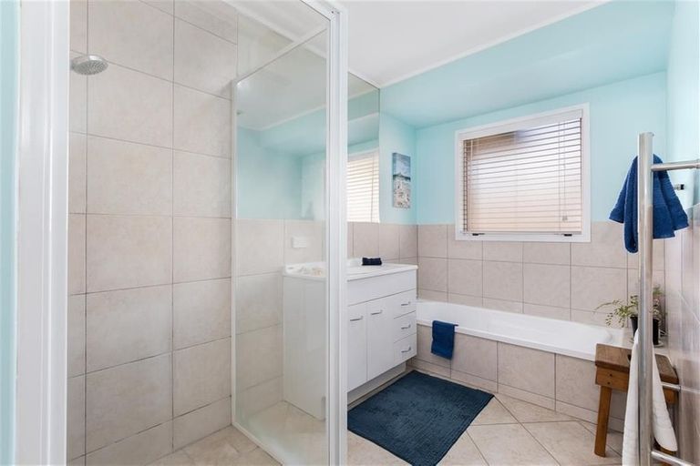 Photo of property in 82 Moore Street, Leamington, Cambridge, 3432