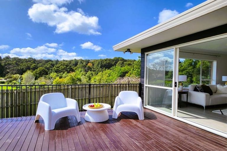 Photo of property in 19 Stanford Street, Albany, Auckland, 0632