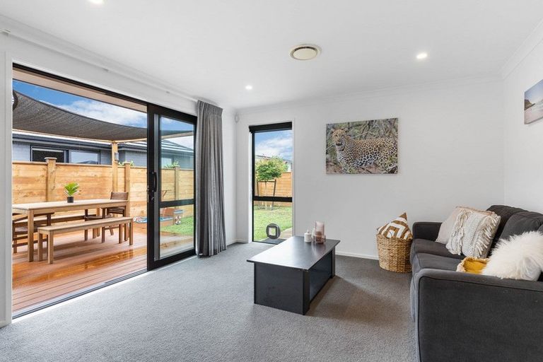 Photo of property in 7 Tuangi Way, Papamoa Beach, Papamoa, 3118
