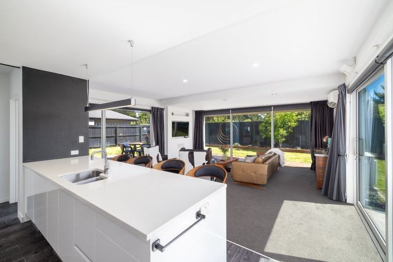 Photo of property in 12 Reka Street, Parklands, Christchurch, 8083