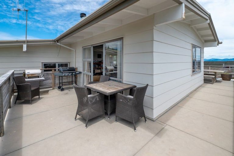 Photo of property in 11 Nisbet Terrace, Kinloch, Taupo, 3377