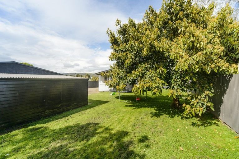 Photo of property in 42 Lincoln Street, Ashhurst, 4810