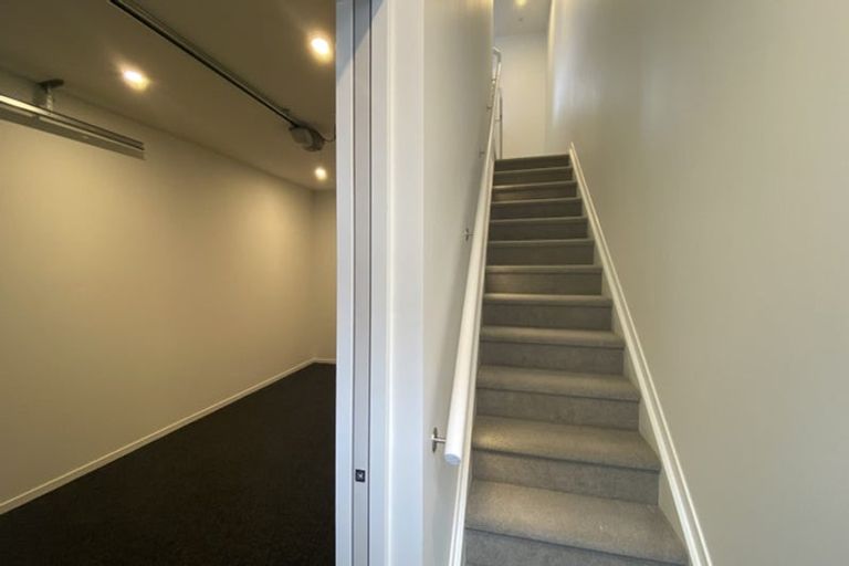 Photo of property in 6/2 Moor Avenue, Te Atatu Peninsula, Auckland, 0610