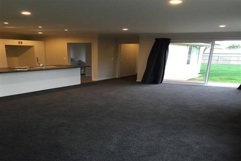 Photo of property in 140 Palmers Road, New Brighton, Christchurch, 8083