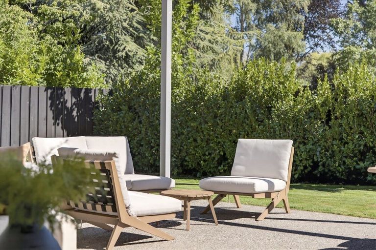 Photo of property in 1/61 Eely Point Road, Wanaka, 9305