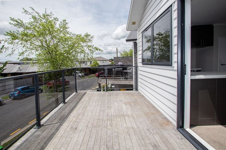 Photo of property in 6/16 Jones Crescent, Melville, Hamilton, 3206