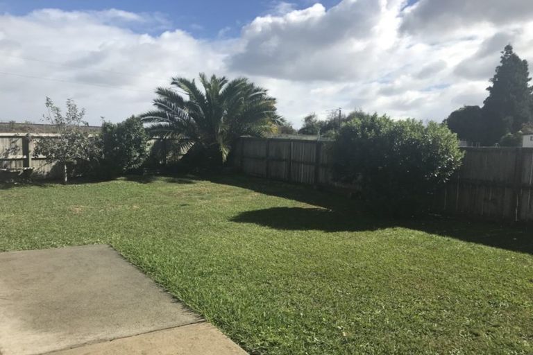 Photo of property in 14 Corsair Place, Melville, Hamilton, 3206