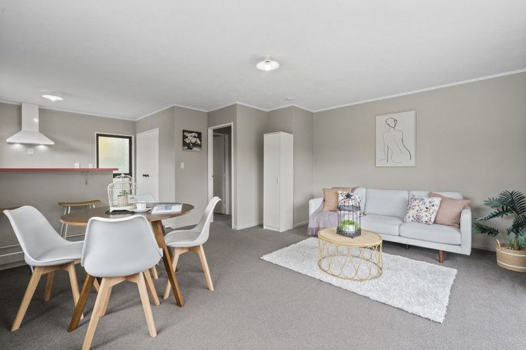 Photo of property in 1a Sunny Grove, Wainuiomata, Lower Hutt, 5014