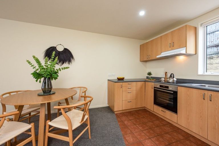Photo of property in Pirie Street Townhouses, 28/35 Pirie Street, Mount Victoria, Wellington, 6011