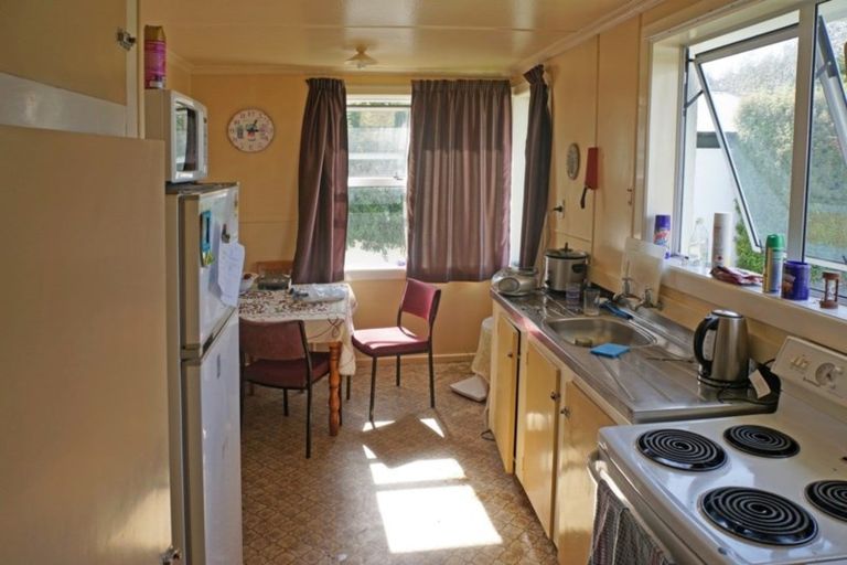 Photo of property in 70 Adamson Crescent, Glengarry, Invercargill, 9810