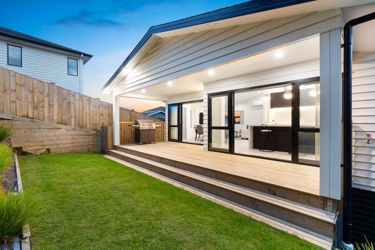 Photo of property in 41 Korihi Drive, Swanson, Auckland, 0614