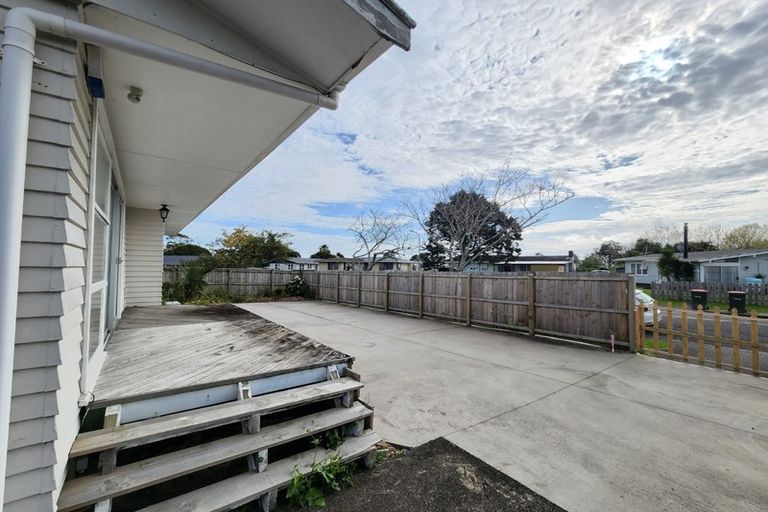 Photo of property in 12 Cargill Street, Papakura, 2110