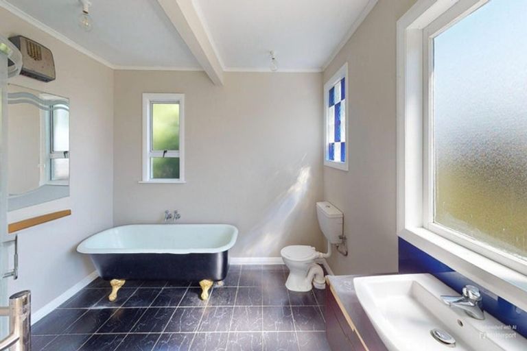 Photo of property in 36 Konini Street, Tawhero, Whanganui, 4501