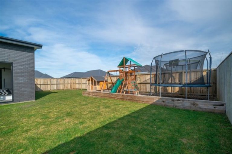 Photo of property in 36 Bradbury Avenue, Rolleston, 7614