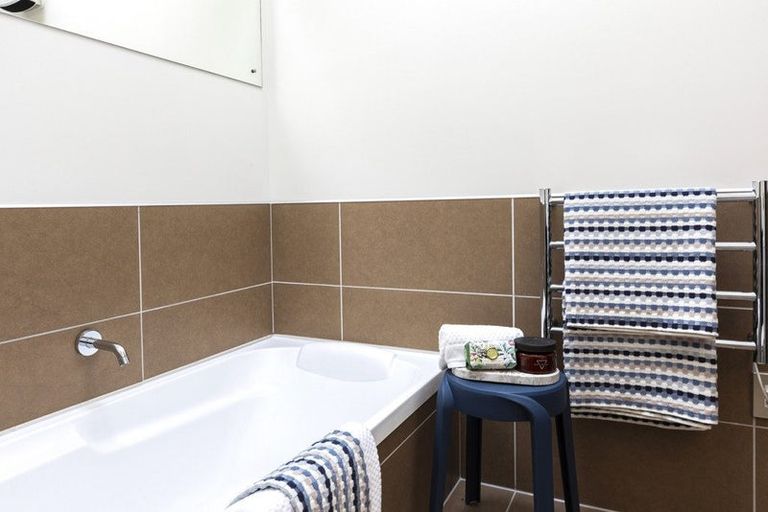 Photo of property in 32a Champion Street, Edgeware, Christchurch, 8013