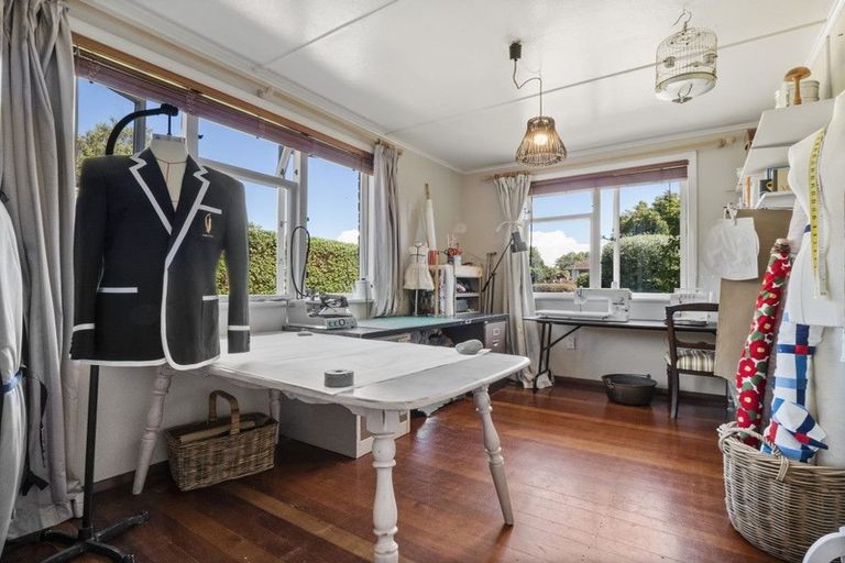 Photo of property in 21 Tasman Street, Havelock North, 4130