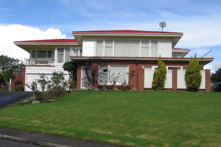 Photo of property in 15 Lynton Road, Bucklands Beach, Auckland, 2012