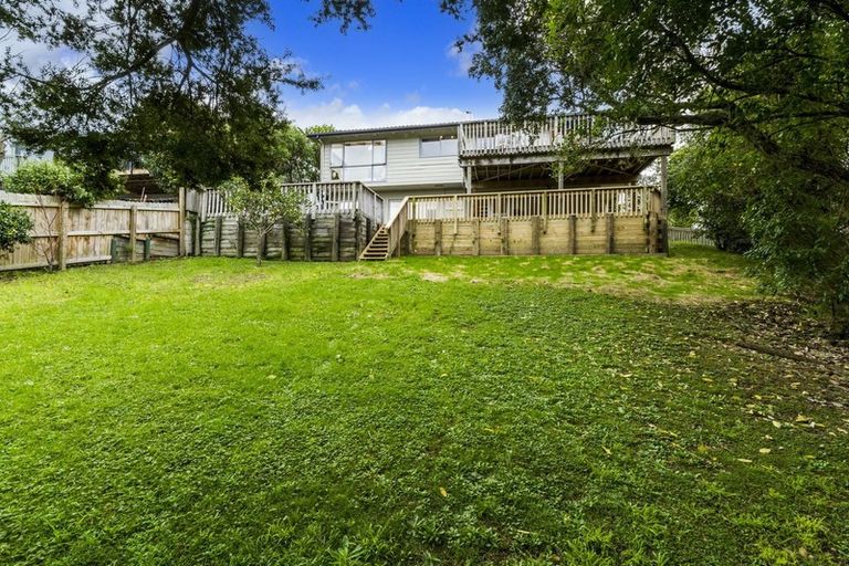 Photo of property in 14 Havenwood Place, Birkenhead, Auckland, 0626