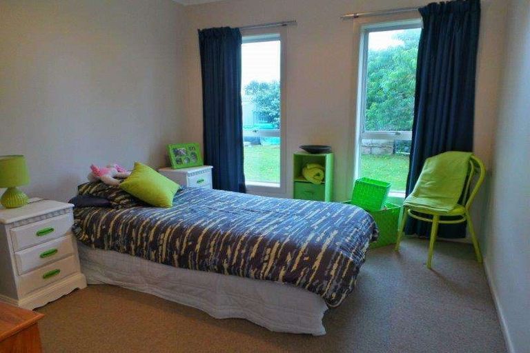 Photo of property in 6 Windsor Place, Levin, 5510