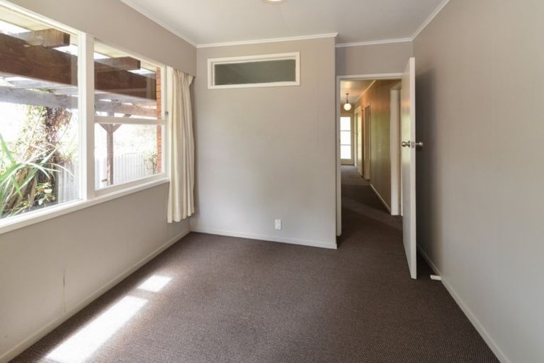 Photo of property in 3 Roger Street, Pukehangi, Rotorua, 3015