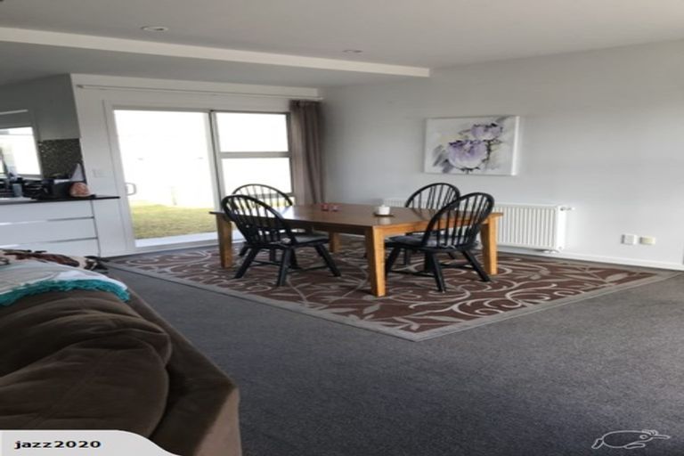 Photo of property in 129 Endeavour Drive, Whitby, Porirua, 5024