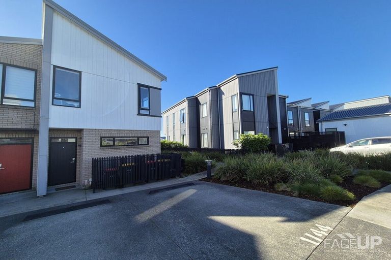 Photo of property in 1/48 Nugget Avenue, Hobsonville, Auckland, 0616