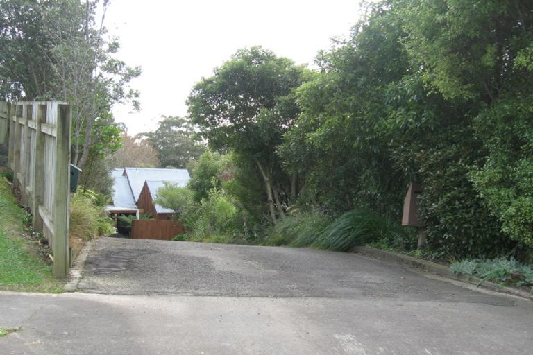 Photo of property in 45 Springdale Grove, Fitzherbert, Palmerston North, 4410