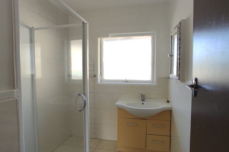 Photo of property in 2/673 Mount Albert Road, Royal Oak, Auckland, 1023