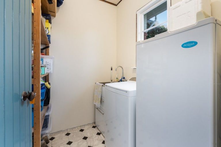 Photo of property in 10 Seddon Street, Ravensbourne, Dunedin, 9022