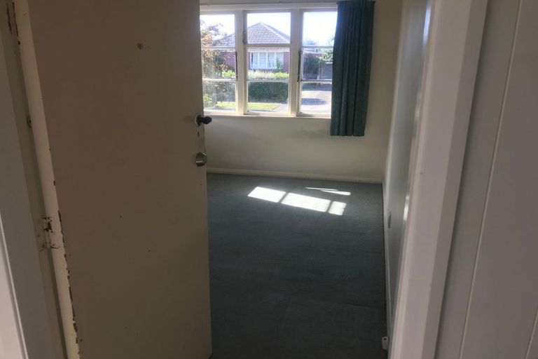 Photo of property in 18 Hillary Crescent, Upper Riccarton, Christchurch, 8041
