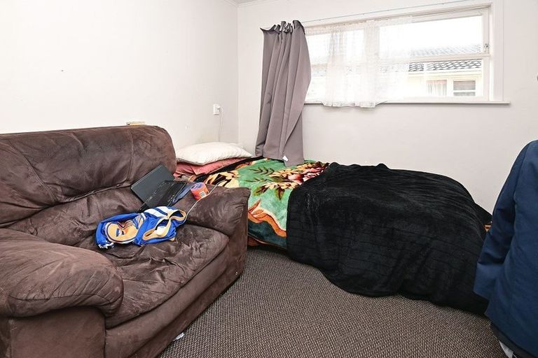 Photo of property in 31 Corsair Crescent, Mangere, Auckland, 2022