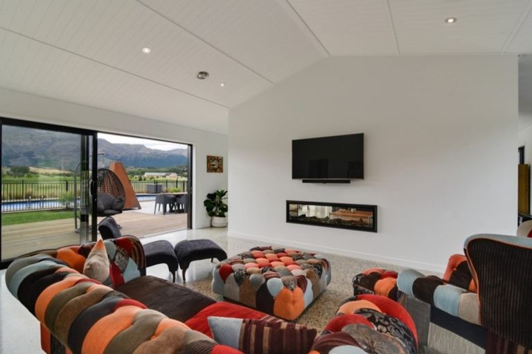 Photo of property in 36 Domain Road, Speargrass Flat, Queenstown, 9371