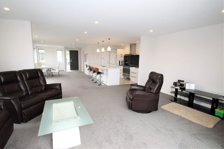 Photo of property in 6 Roblyn Place, Mosgiel, 9024