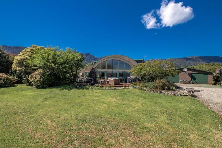 Photo of property in 102 Jones Creek Road, Birchfield, Westport, 7891